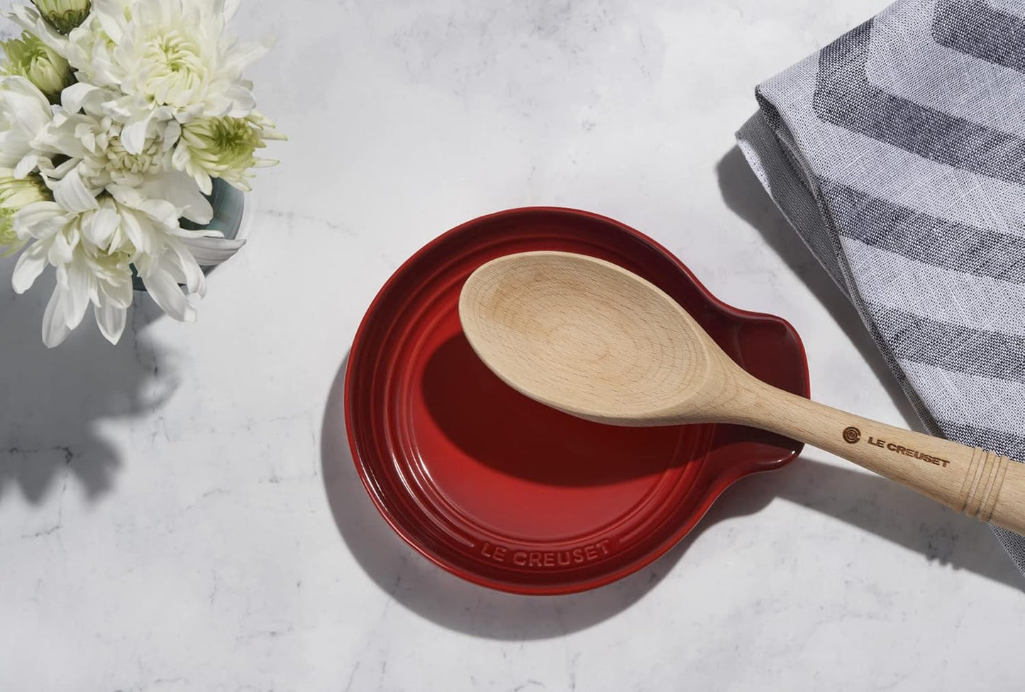 Le Creuset Signature Stoneware Spoon Rest, 6 Inches, Cerise