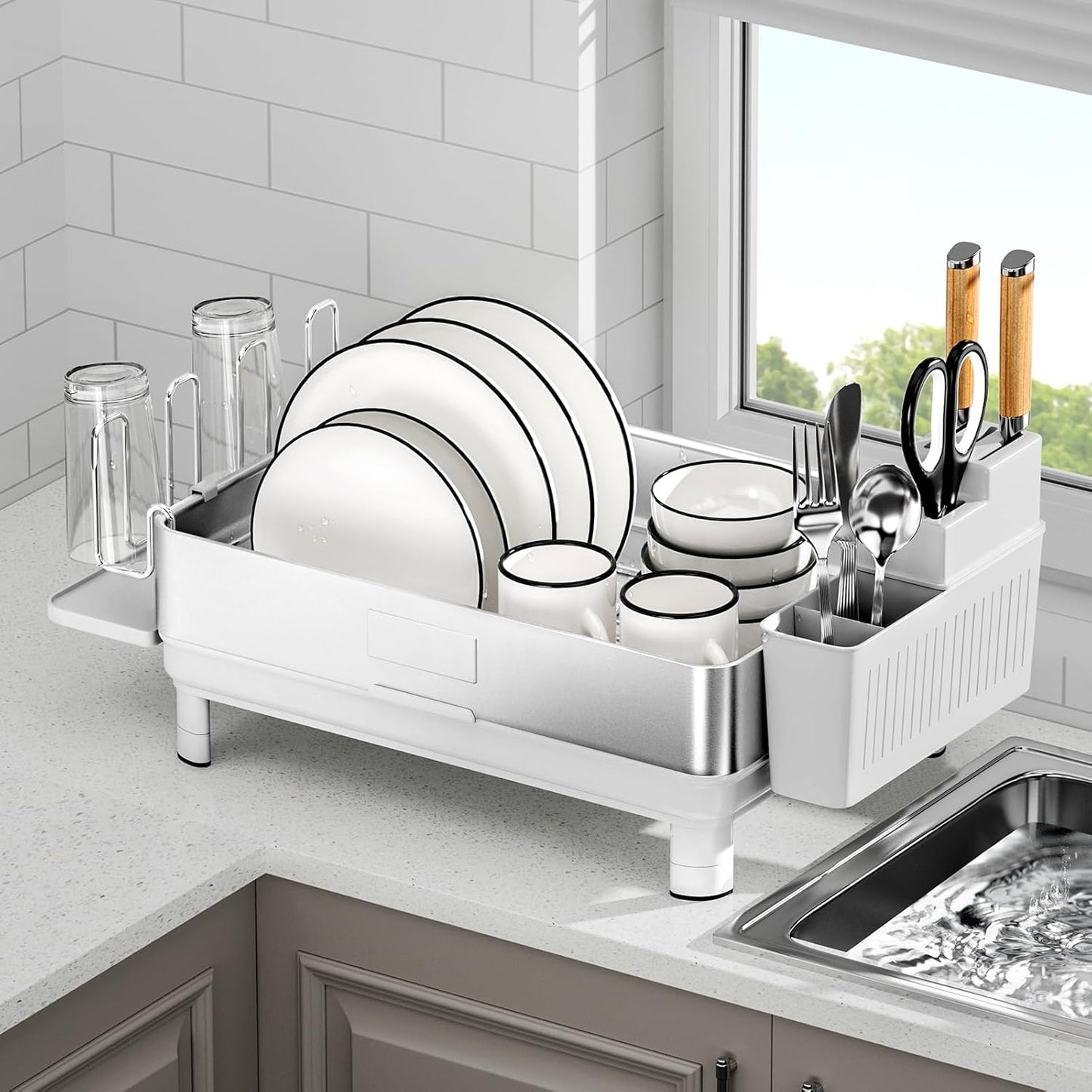 Dish Drying Rack, 304 Stainless Steel Dish Racks for Kitchen Counter, Dish Drainers with Automatic Drainage, Utensil Holder & Cups Holder, Space Saving Kitchen Organizer, Black